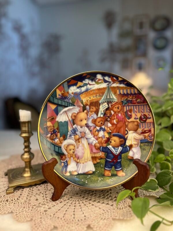 Prato Decorativo Teddy Bear Fair – Carol Lawson | Franklin Mint – Edição Limitada