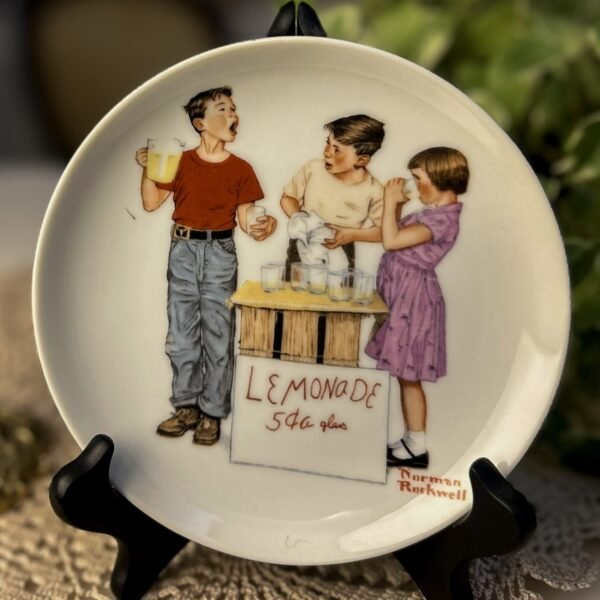 Prato Decorativo Norman Rockwell - Lemonade 5¢ - Imagem 3
