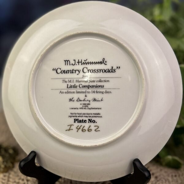 Prato Decorativo M.J. Hummel - Country Crossroads - Imagem 4