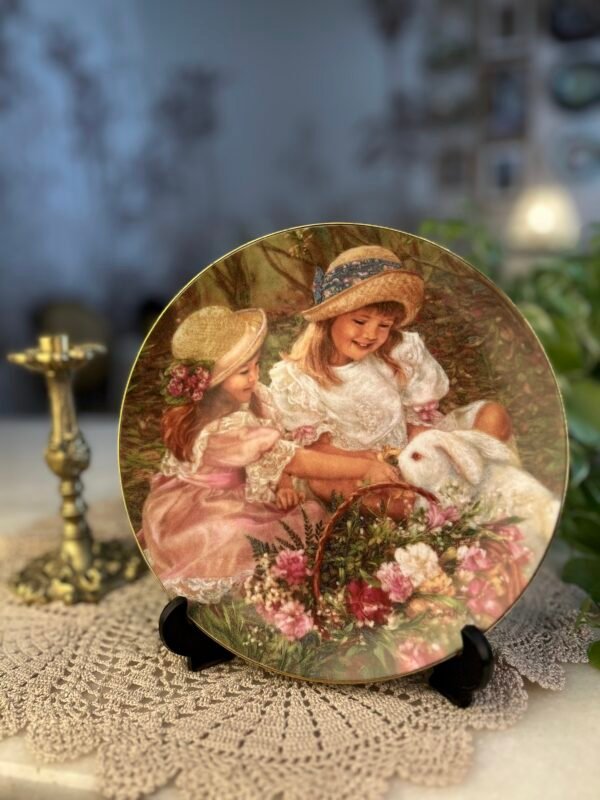 Prato decorativo Sandra Kuck Easter Morning Visitor - Imagem 1
