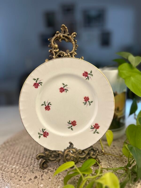 Prato inglês Ridgway Staffordshire com rosas vermelhas - Imagem 1