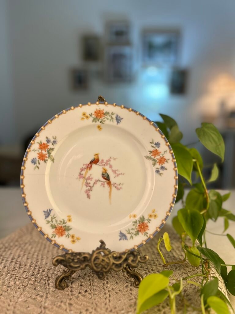 Prato alemão Victoria Hutschenreuther com pássaros e flores