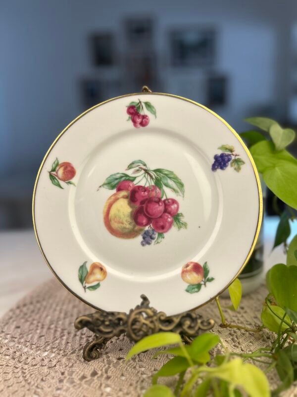 Prato alemão Bavaria com frutas e filete dourado - Imagem 1