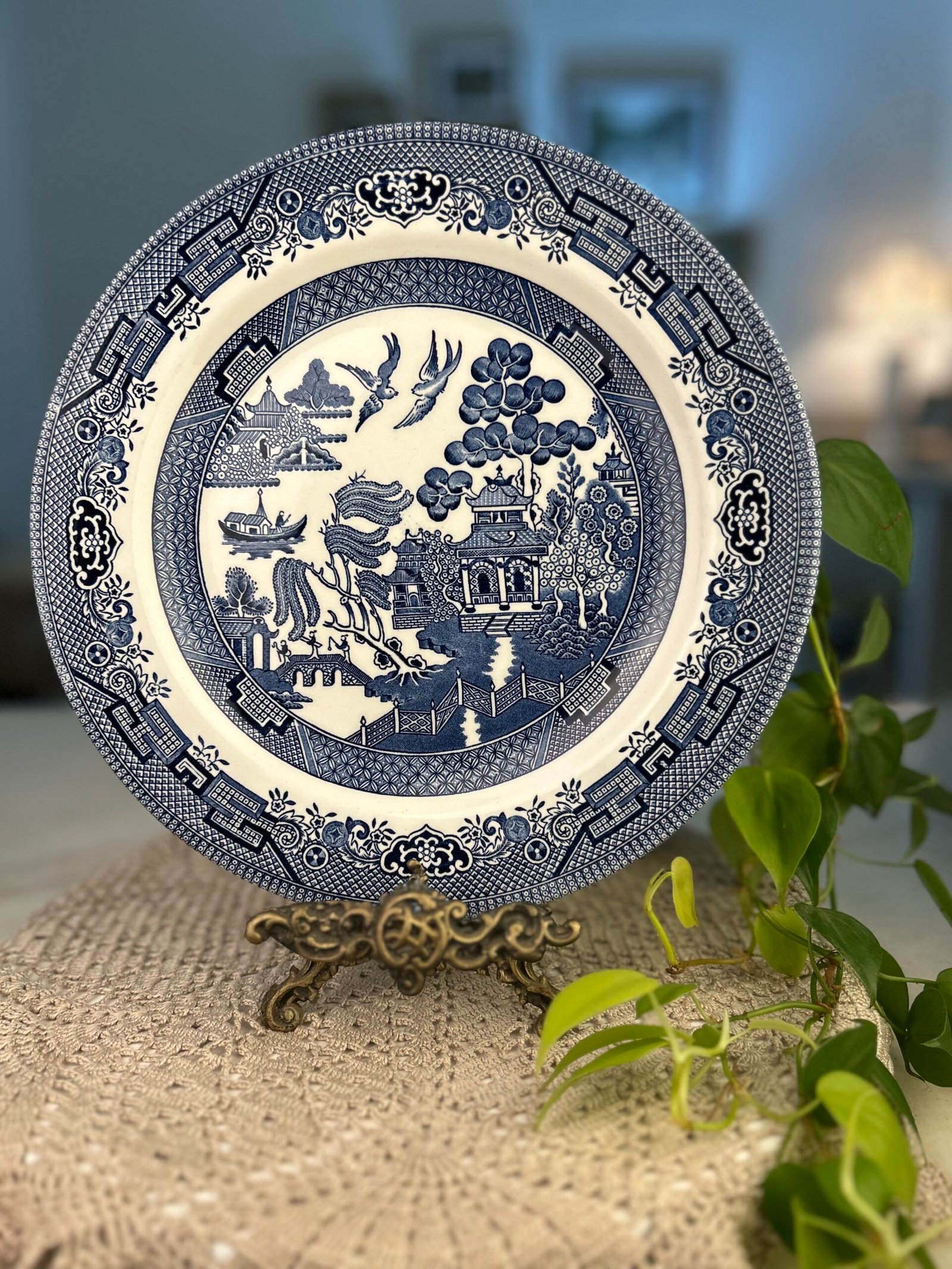 Prato inglês Churchill azul e branco – Staffordshire - Imagem 1