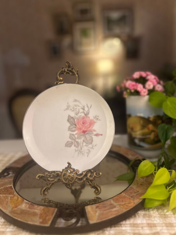 Prato de pão Lovely Fine China com rosa – Japão - Imagem 1