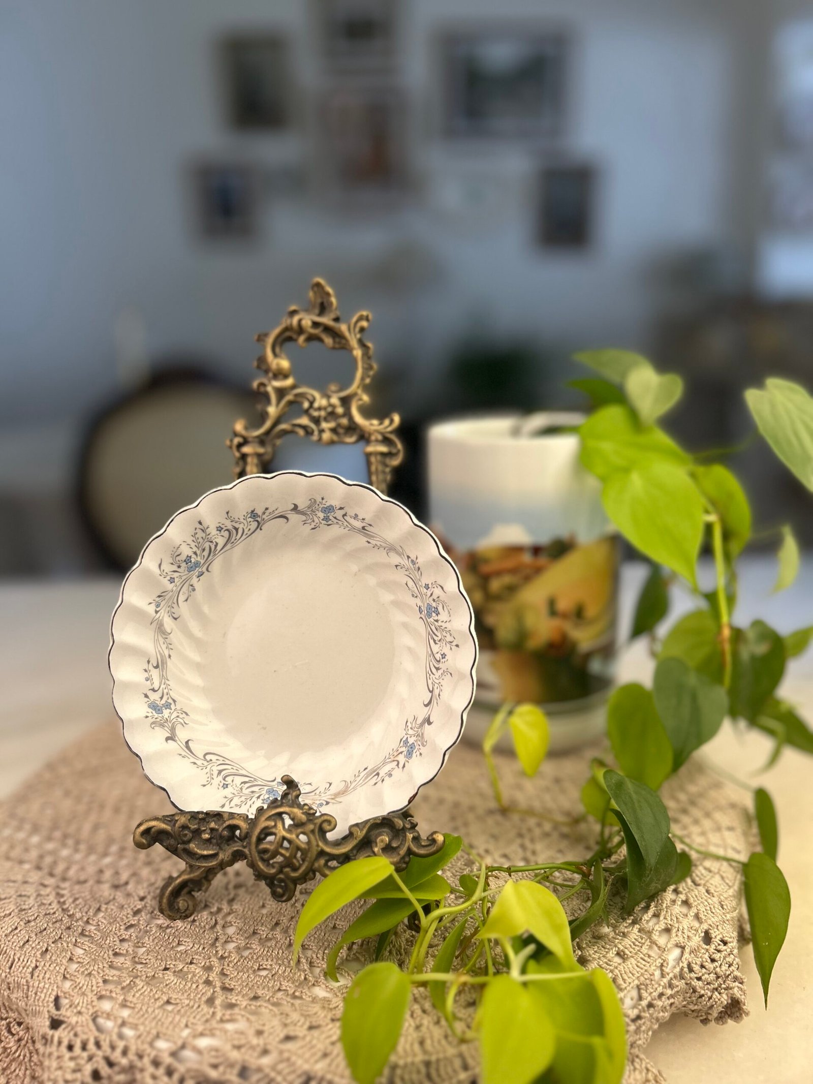 Prato Johnson Bros Snowhite Regency Floral Azul - Imagem 1