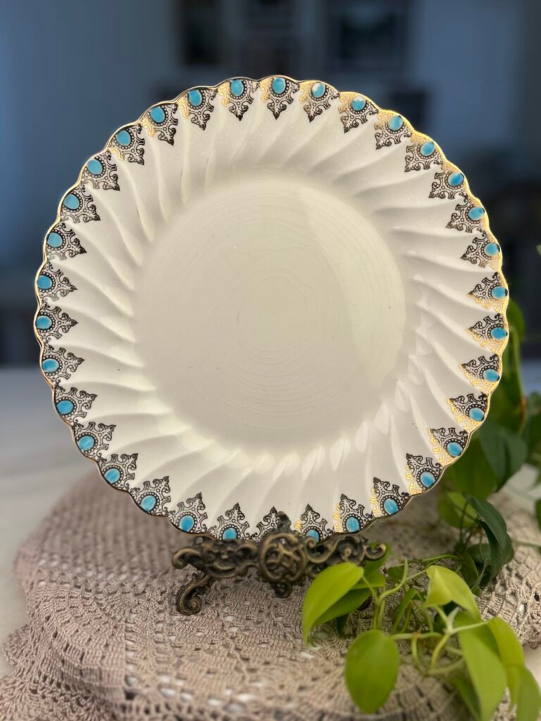 Prato Myott Son & Co England com Detalhes Turquesa e Dourado