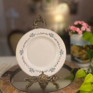 Prato Johnson Bros Snowhite com pequenas rosas azuis – Inglaterra