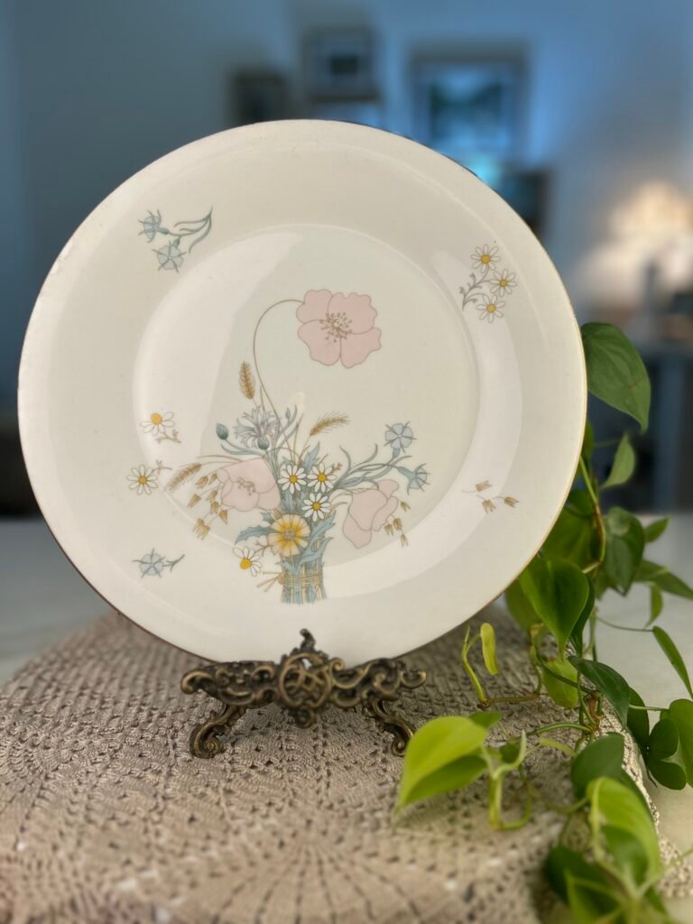 Prato inglês Royal Doulton Flirtation – 1976