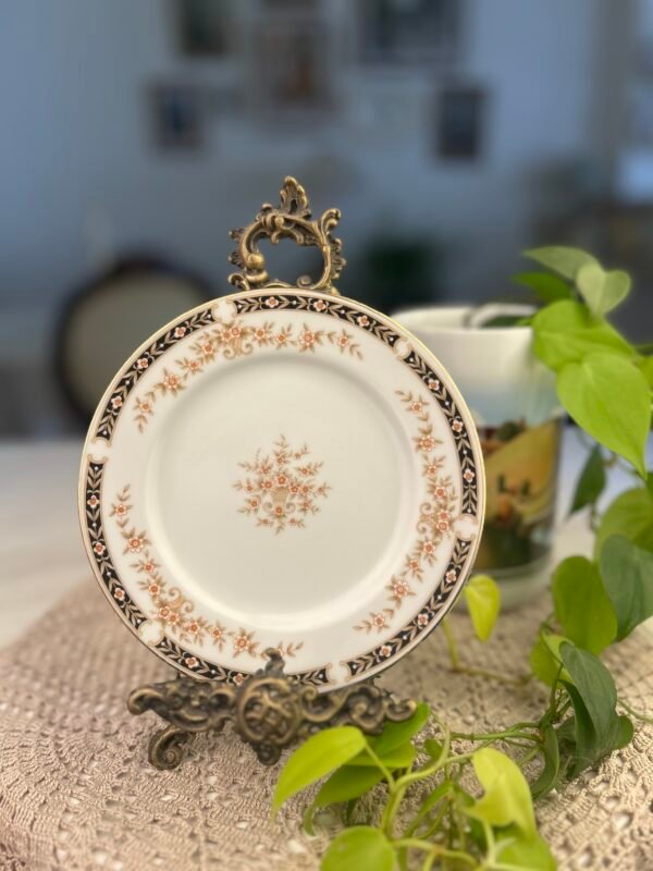 Prato Vintage Dynasty Victoria Japan com Detalhes Florais - Imagem 1