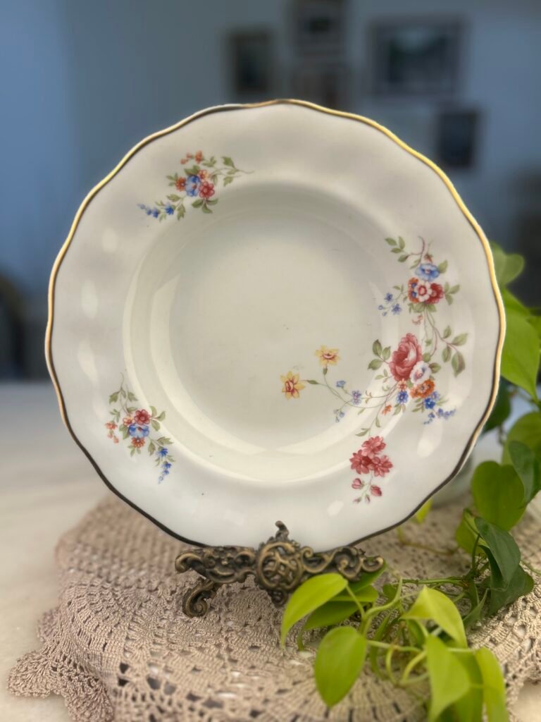 Prato fundo floral vintage – Made in Poland
