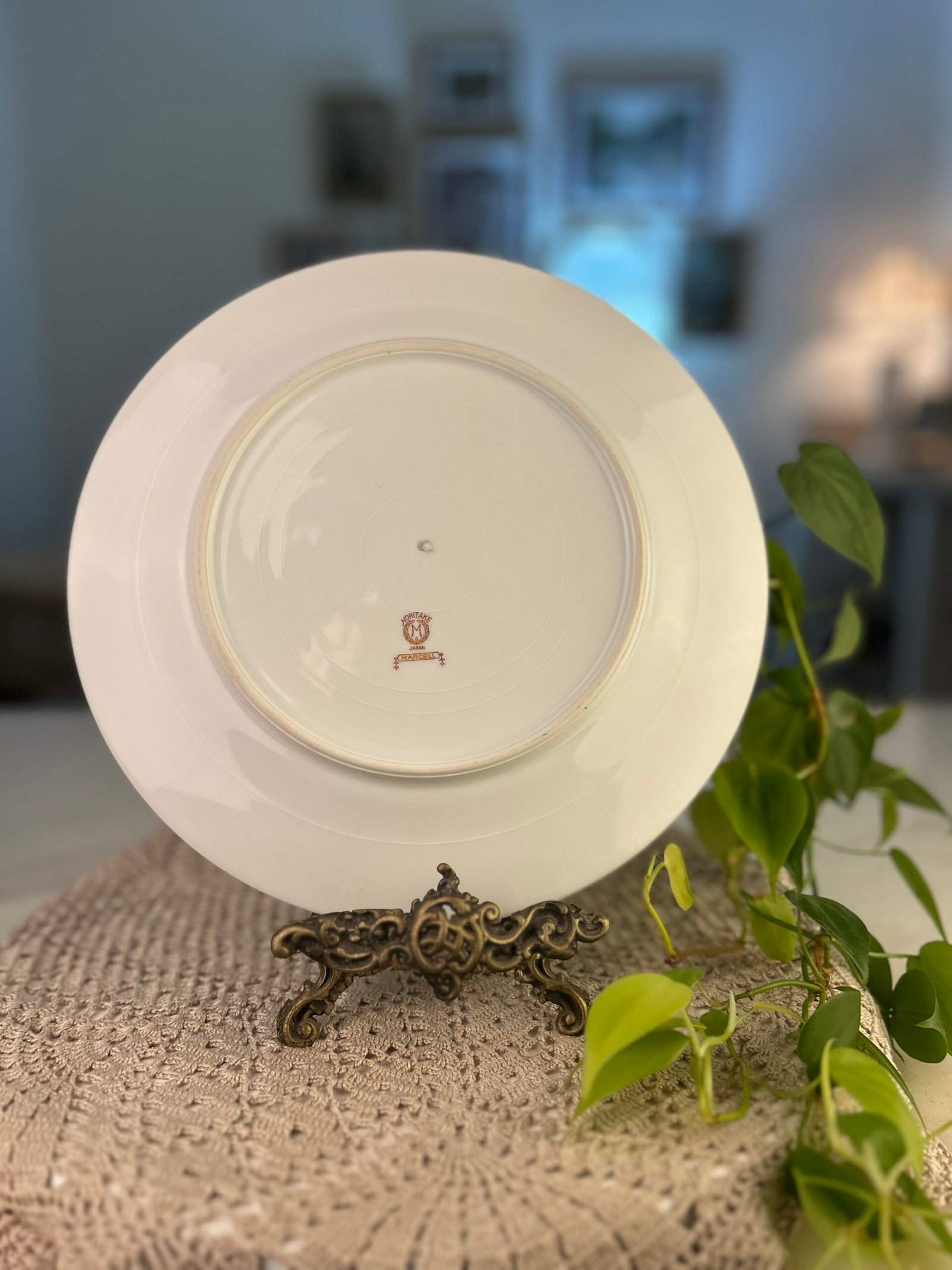 Prato Noritake japonês floral com detalhes dourados - Imagem 2