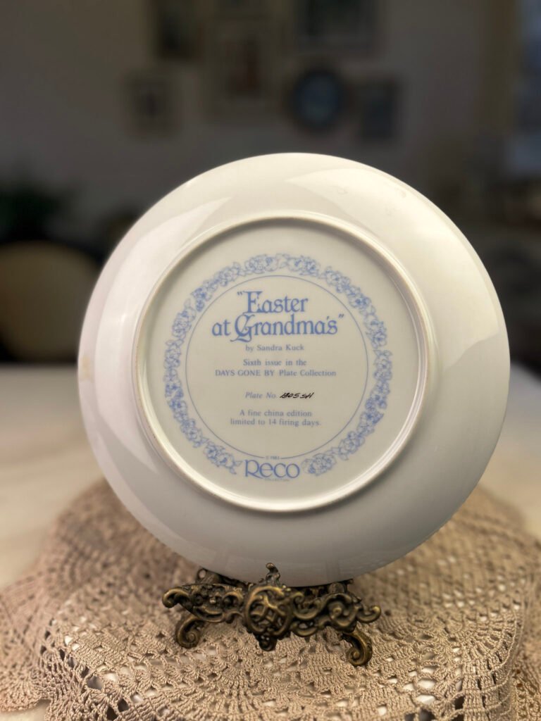 Prato decorativo Easter at Grandma’s – Sandra Kuck – Reco 1988
