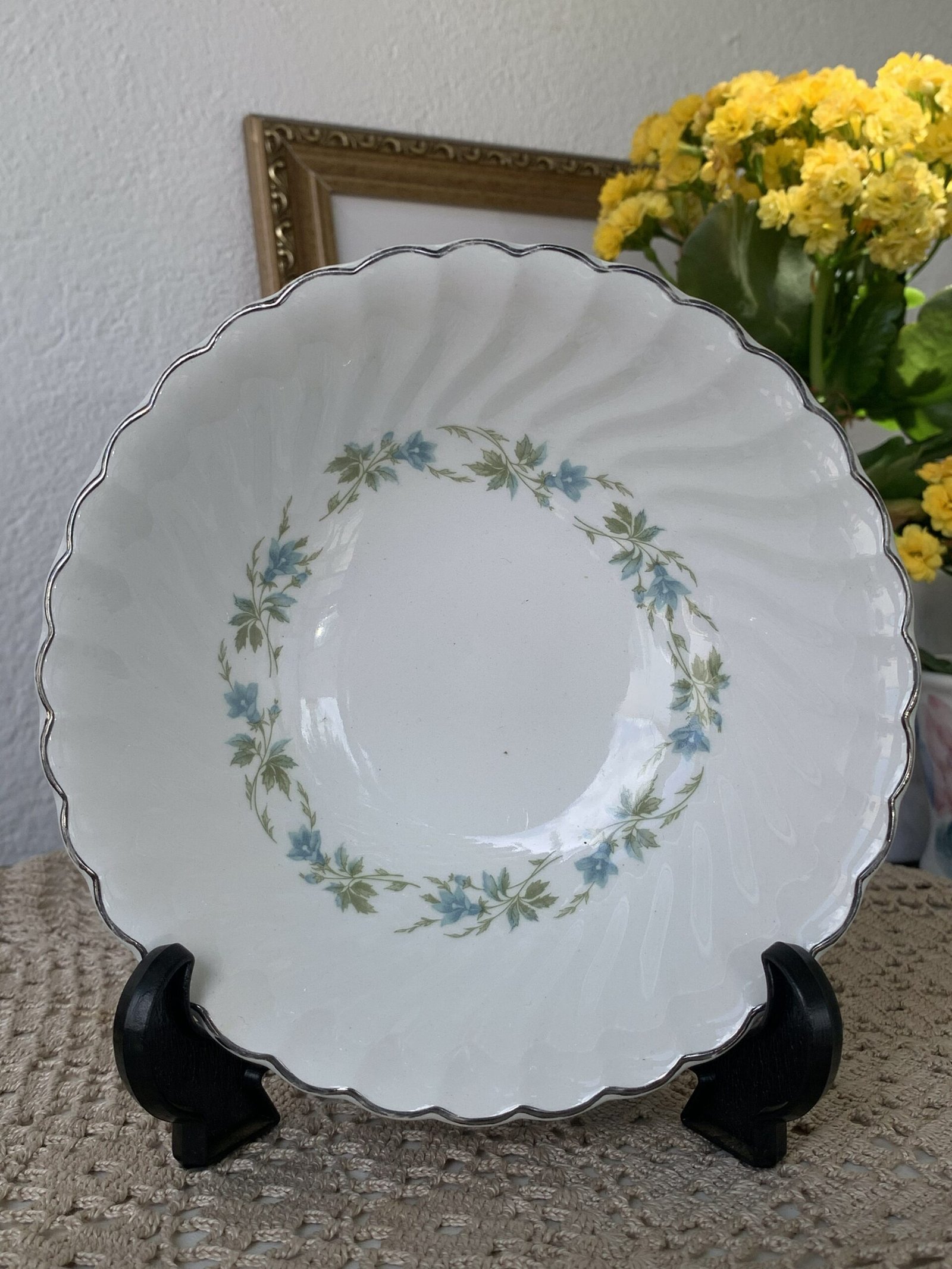 Bowl Johnson Bros com Guirlanda Floral Azul e Verde - Imagem 1