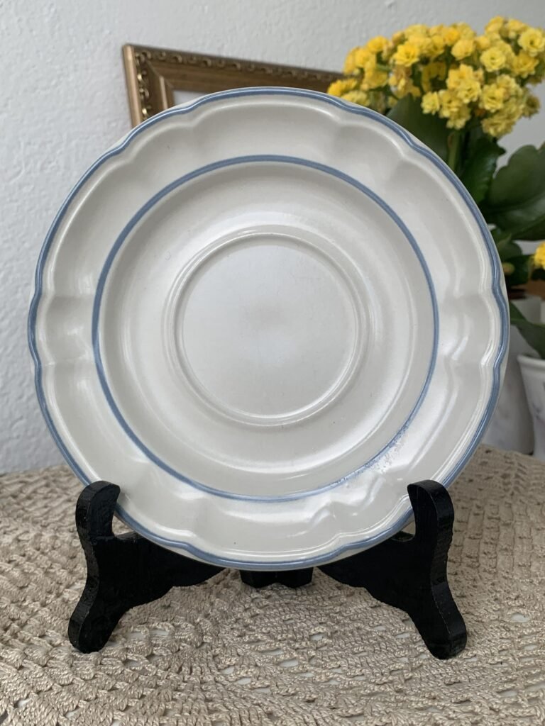 Caneca com Pires Cordella Floral em Stoneware Japonês