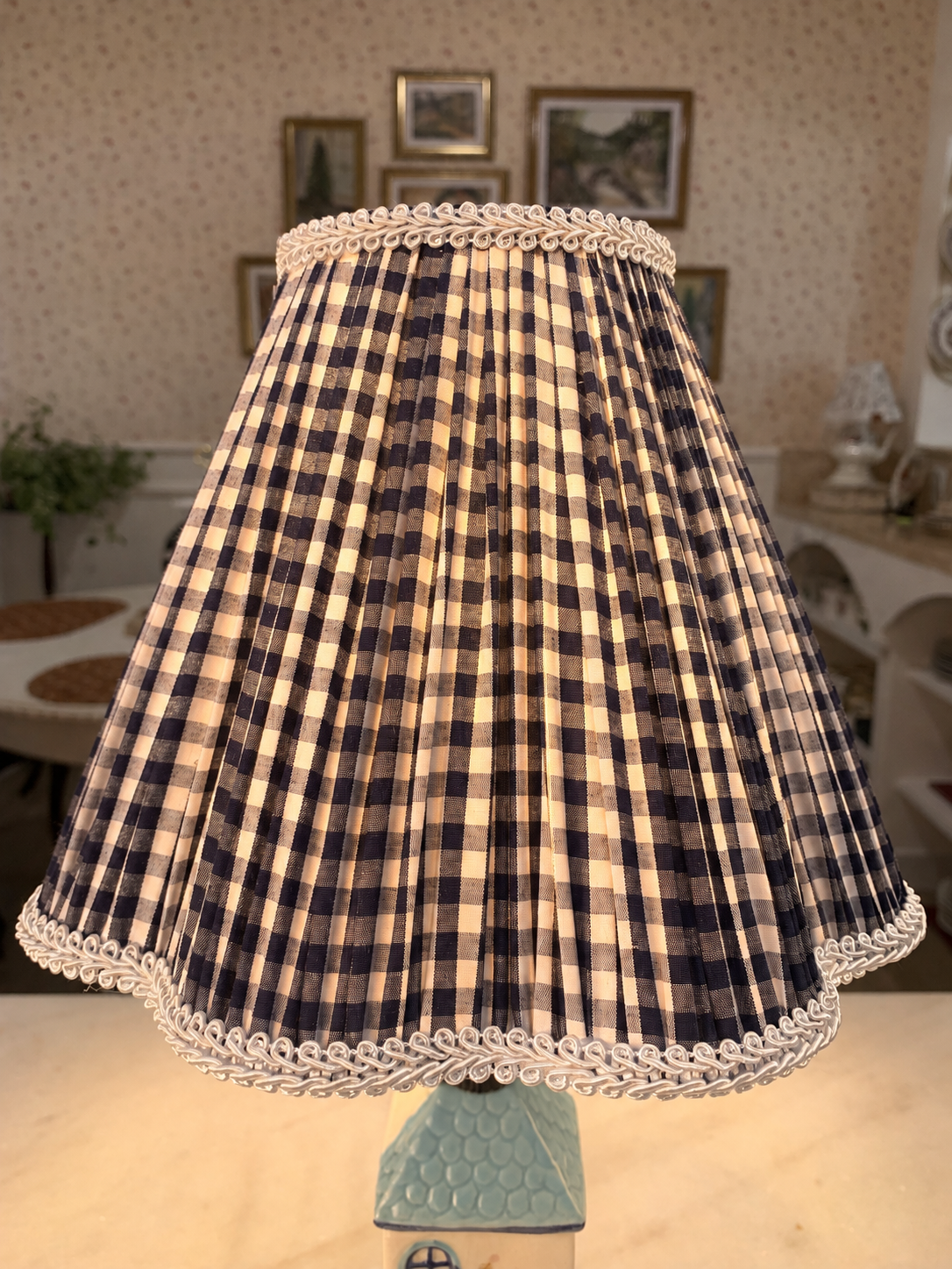 Luminária de Casinha com Cúpula Xadrez Azul - Imagem 2
