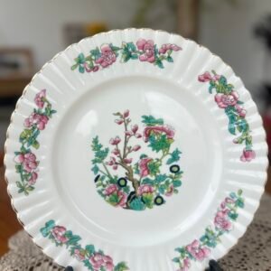 Prato inglês vintage Bone China com flores orientais e borda dourada