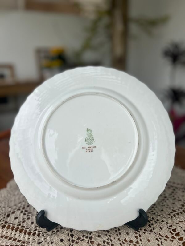 Prato de sobremesa inglês Royal Doulton Bell Heather com flores rosadas - Imagem 2