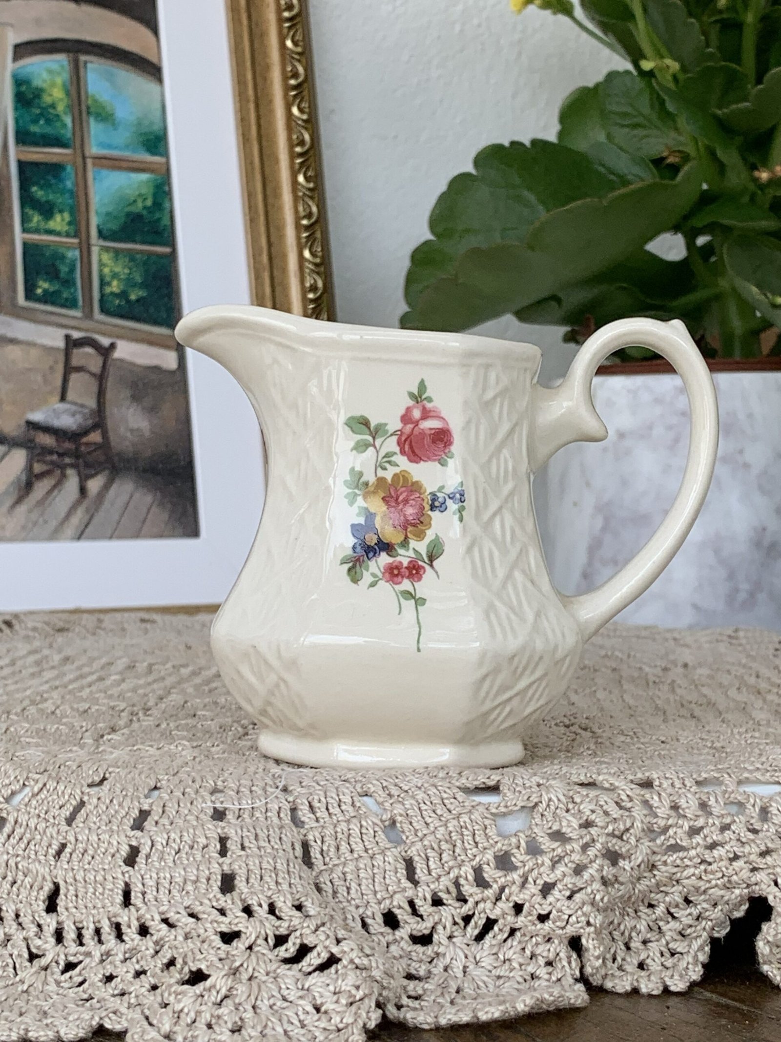 Leiteira Inglesa Sadler Floral com Relevo Entrelaçado - Imagem 1