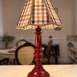 Luminária de Mesa Vinho com Cúpula Xadrez